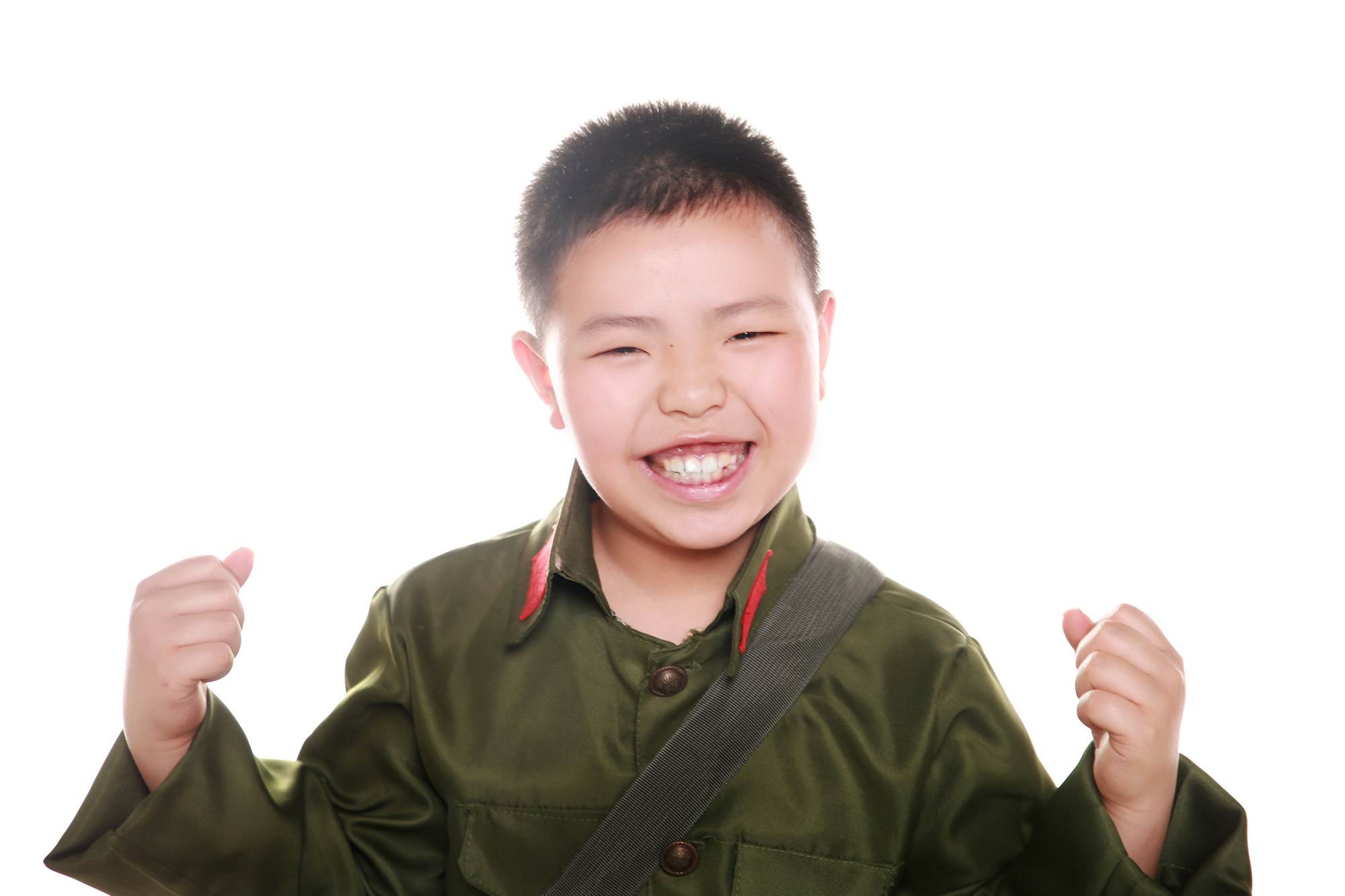 梁家源