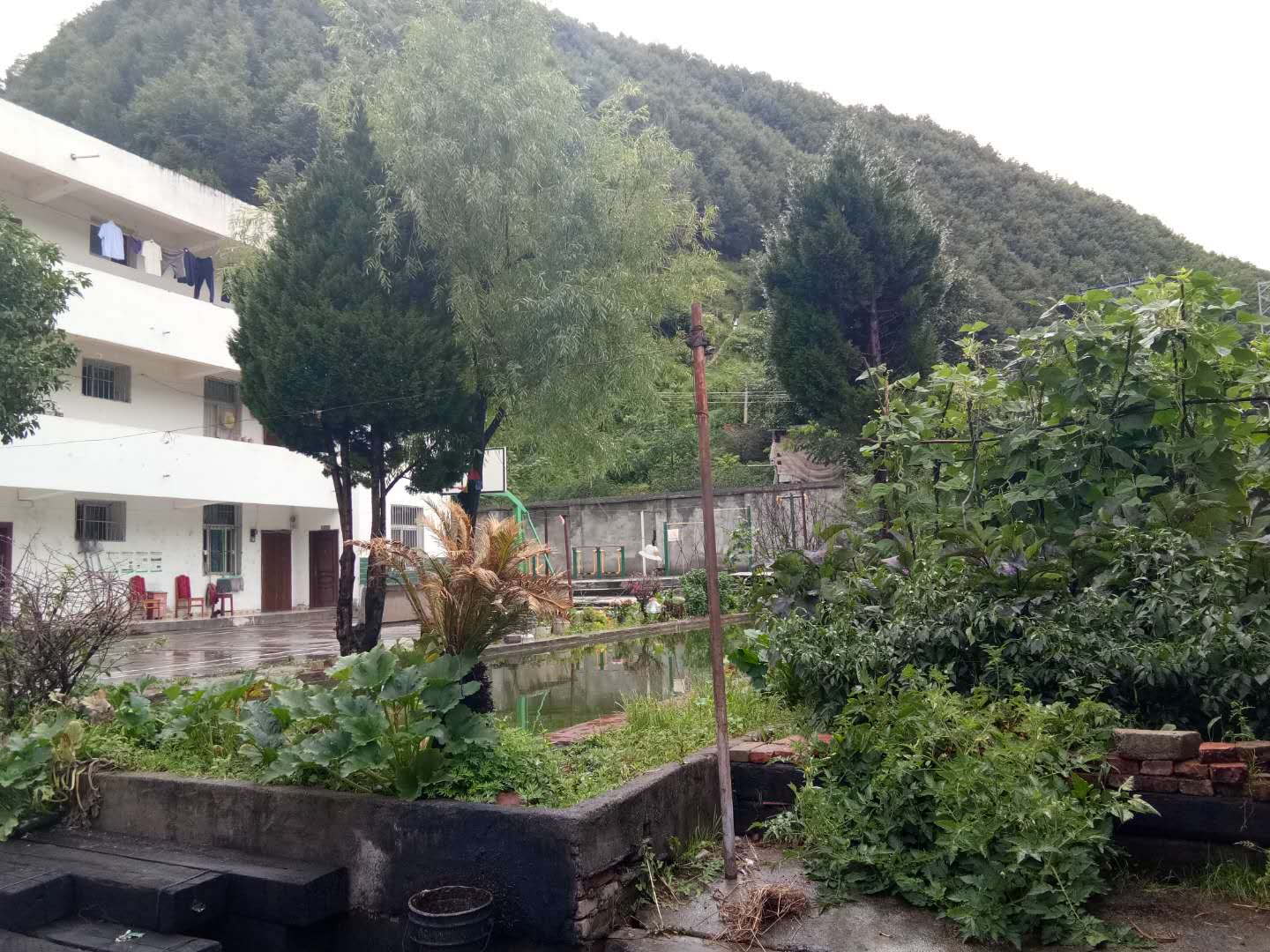 西昌工务段瓦祖工区职工家园建设