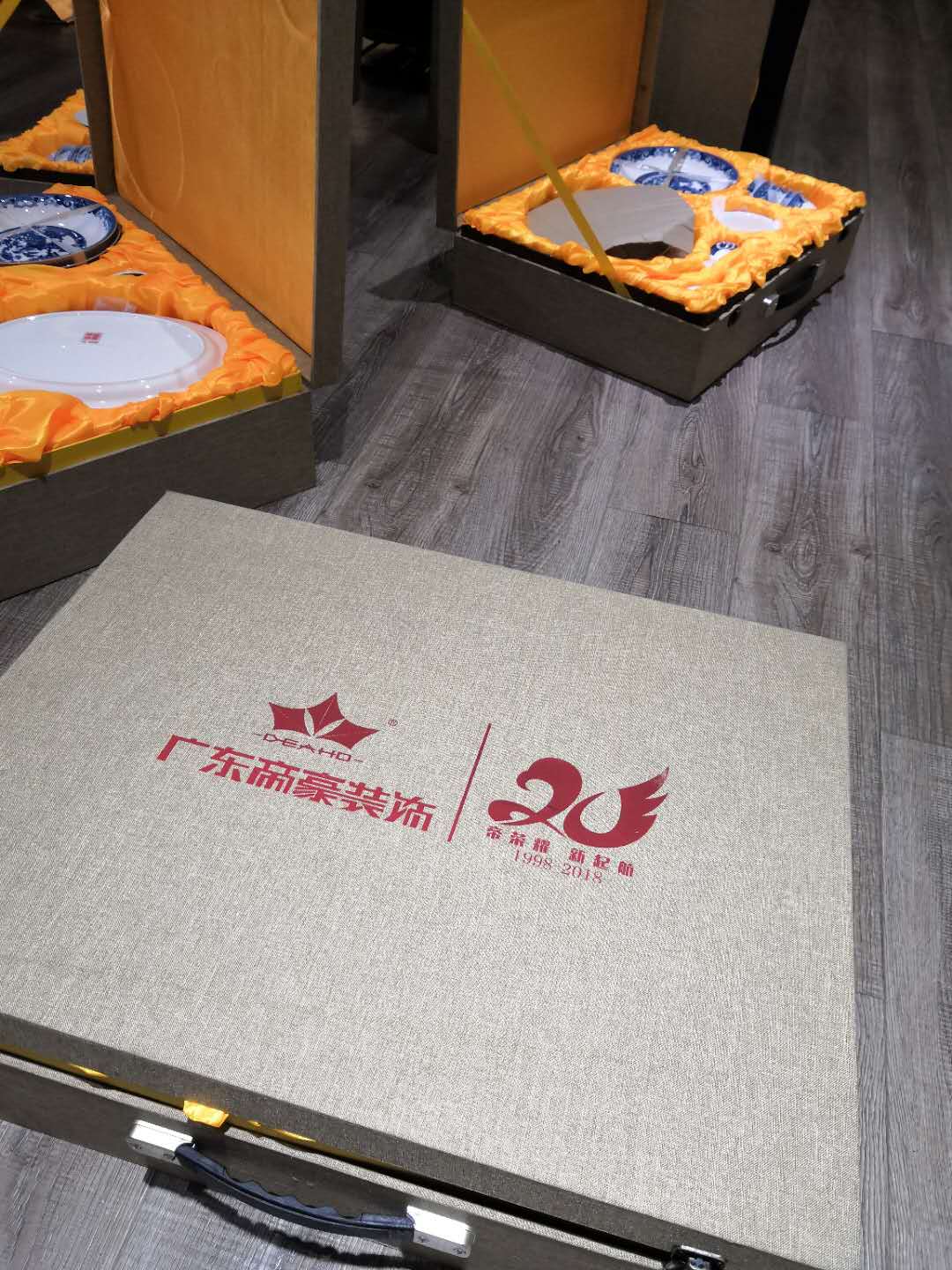 精美陶瓷餐具--活动专用签单礼品