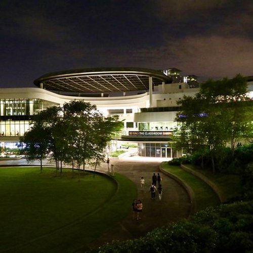 新加坡国立大学