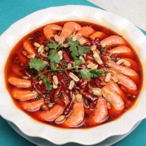 明蝦是海水蝦，肉質(zhì)肥厚，味道鮮美，富含蛋白質(zhì)。