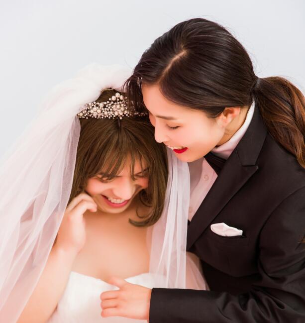 龅牙苏与板牙何的婚礼