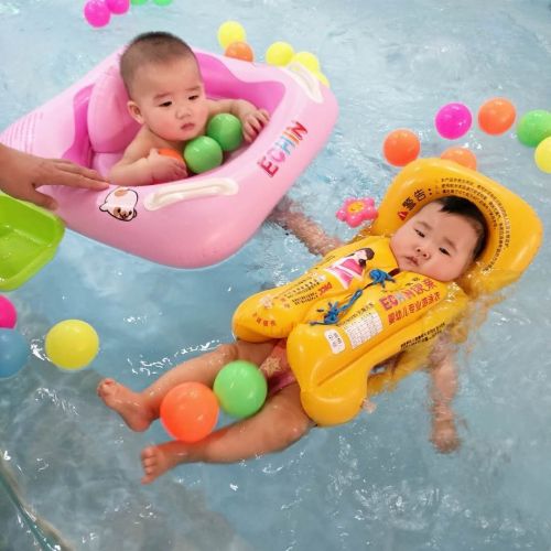 婴幼儿欢乐游泳馆!