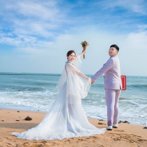 李东汉 陈艳霞