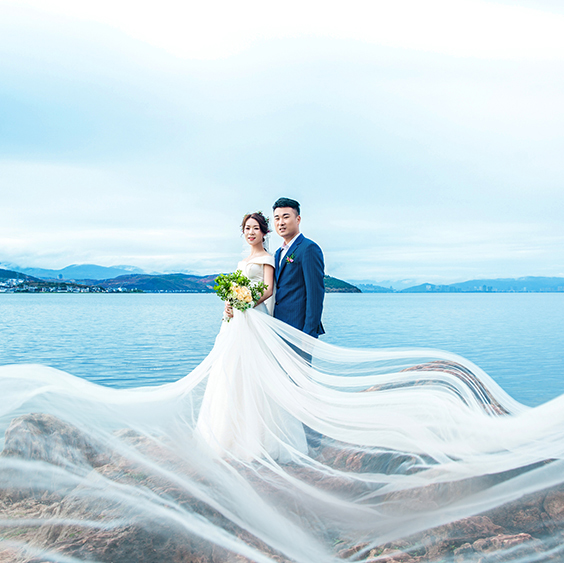 林　翔&李　玥  浪漫婚礼请柬